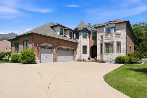 1736 Brian Grant Court Downers Grove IL 60516