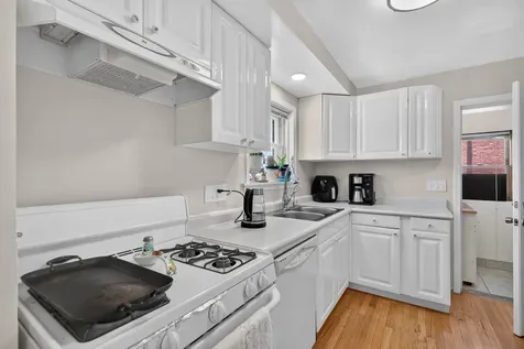 3128 Ernst Street Franklin Park IL 60131
