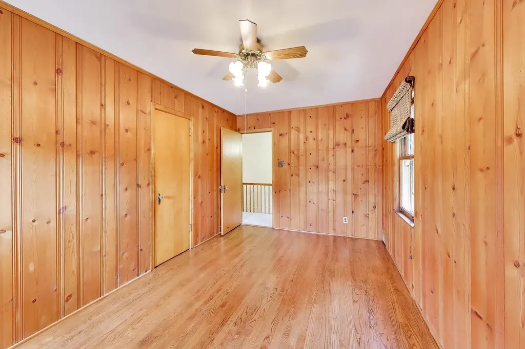 10426 South Artesian Avenue Chicago IL 60655