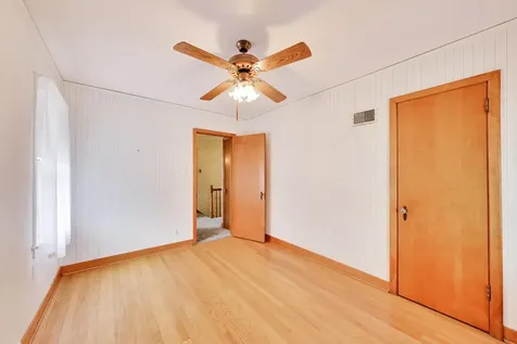 10426 South Artesian Avenue Chicago IL 60655