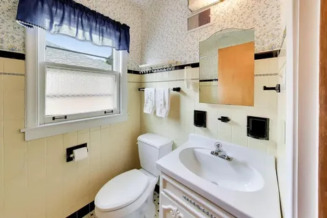 10426 South Artesian Avenue Chicago IL 60655