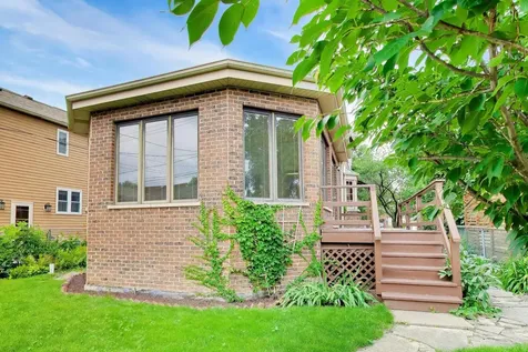 10426 South Artesian Avenue Chicago IL 60655