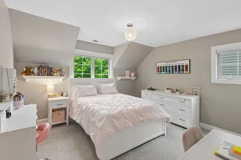 5652 North Lockwood Avenue Chicago IL 60646