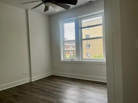 5325 North Damen Avenue Chicago IL 60625