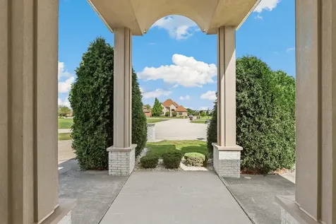 5 Delphi Court Tinley Park IL 60477