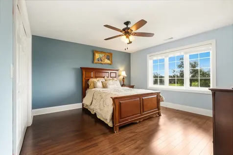 5 Delphi Court Tinley Park IL 60477