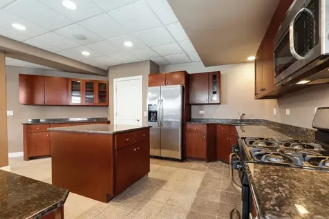 5 Delphi Court Tinley Park IL 60477