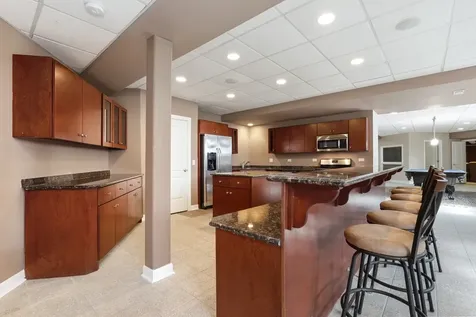 5 Delphi Court Tinley Park IL 60477