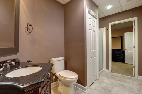 5 Delphi Court Tinley Park IL 60477
