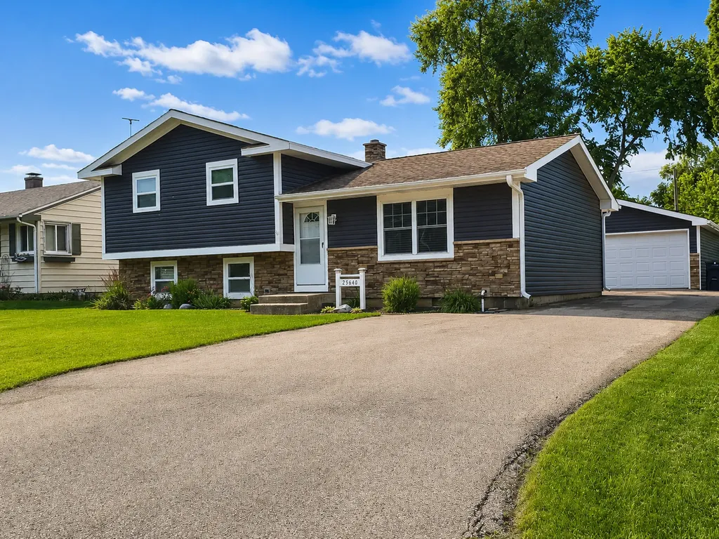 25640 West Wacker Drive Lake Villa IL 60046