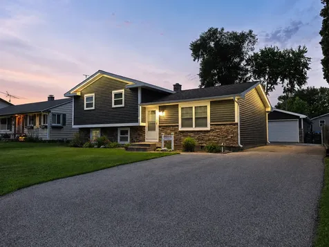 25640 West Wacker Drive Lake Villa IL 60046