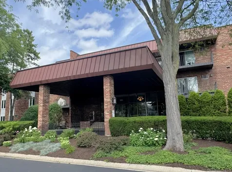 1121 West Ogden Avenue Naperville IL 60563