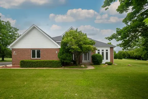 2302 English Prairie Road Spring Grove IL 60081