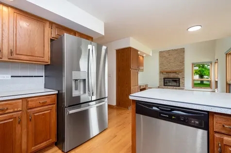 2302 English Prairie Road Spring Grove IL 60081