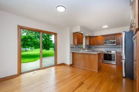 2302 English Prairie Road Spring Grove IL 60081