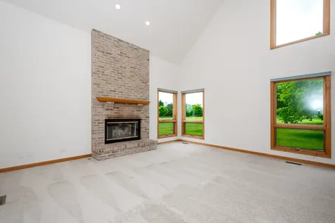 2302 English Prairie Road Spring Grove IL 60081