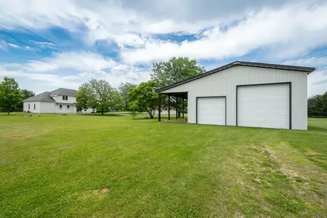 2302 English Prairie Road Spring Grove IL 60081
