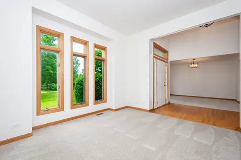 2302 English Prairie Road Spring Grove IL 60081