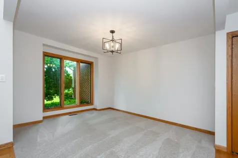 2302 English Prairie Road Spring Grove IL 60081