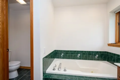 2302 English Prairie Road Spring Grove IL 60081