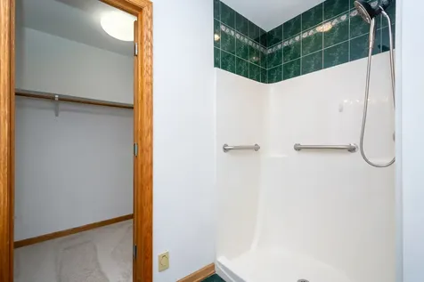2302 English Prairie Road Spring Grove IL 60081