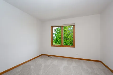 2302 English Prairie Road Spring Grove IL 60081