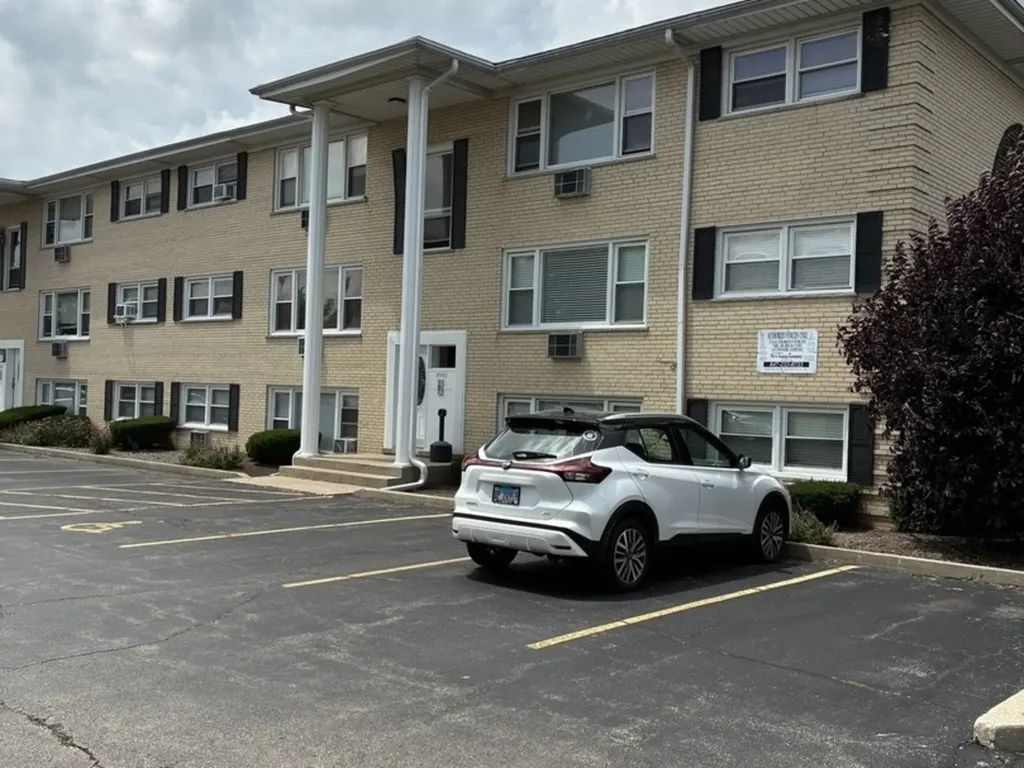 4940 North Leonard Drive Norridge IL 60706