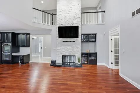 518 Wildflower Way Streamwood IL 60107