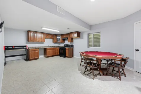 518 Wildflower Way Streamwood IL 60107