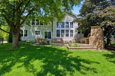 518 Wildflower Way Streamwood IL 60107