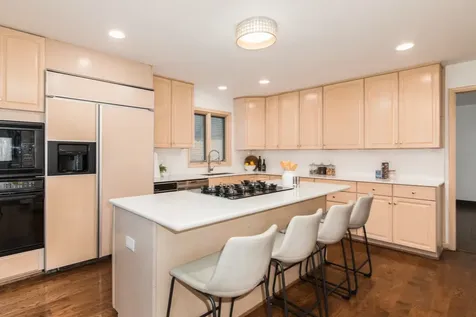 1522 Monroe Avenue River Forest IL 60305