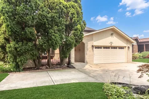 1522 Monroe Avenue River Forest IL 60305