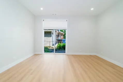 3947 West Dakin Street Chicago IL 60618