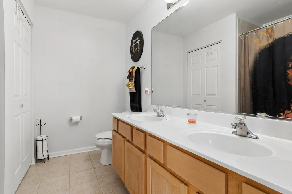 24209 Walnut Circle Plainfield IL 60585