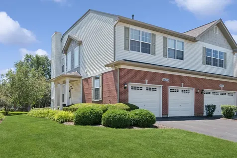 24209 Walnut Circle Plainfield IL 60585