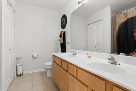 24209 Walnut Circle Plainfield IL 60585