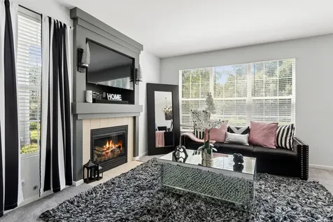24209 Walnut Circle Plainfield IL 60585