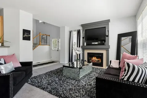24209 Walnut Circle Plainfield IL 60585