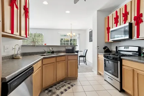24209 Walnut Circle Plainfield IL 60585
