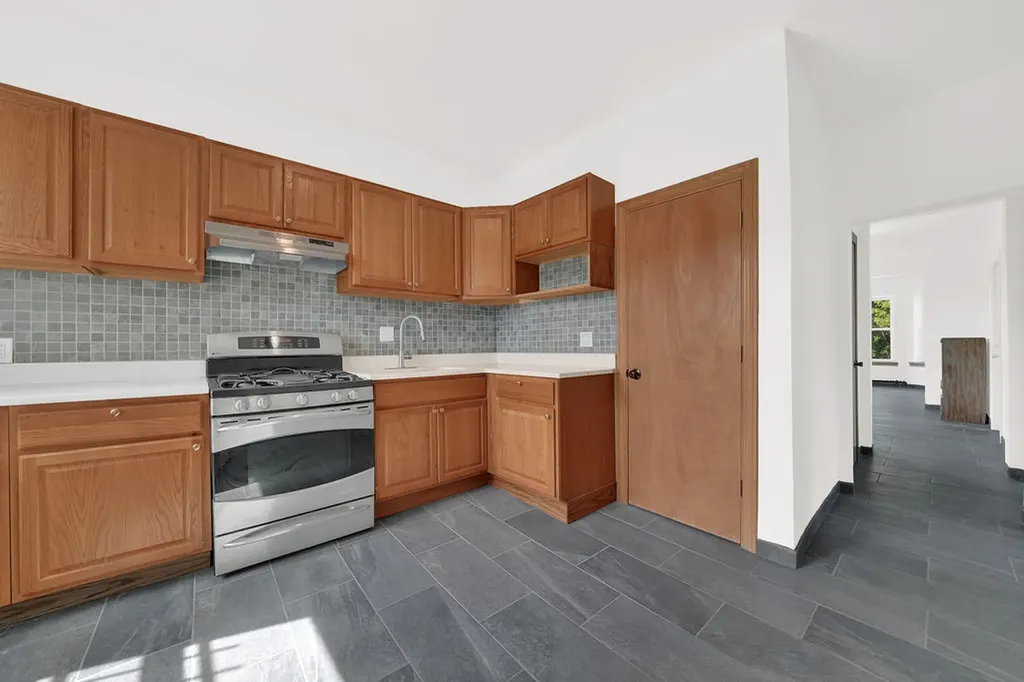 2139 South Homan Avenue Chicago IL 60623