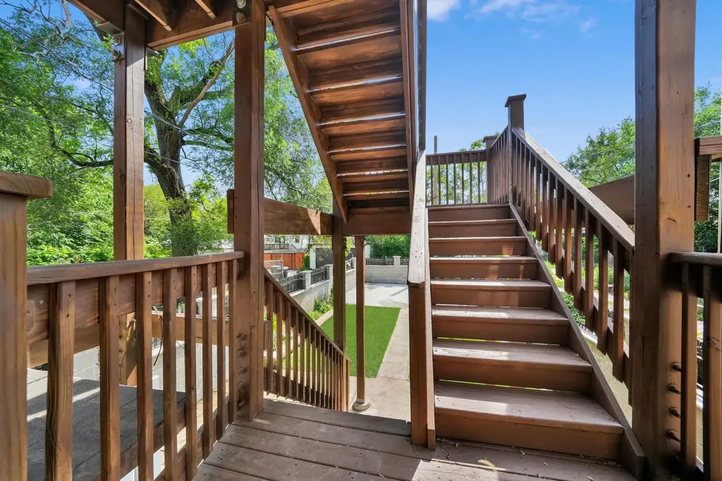 2139 South Homan Avenue Chicago IL 60623