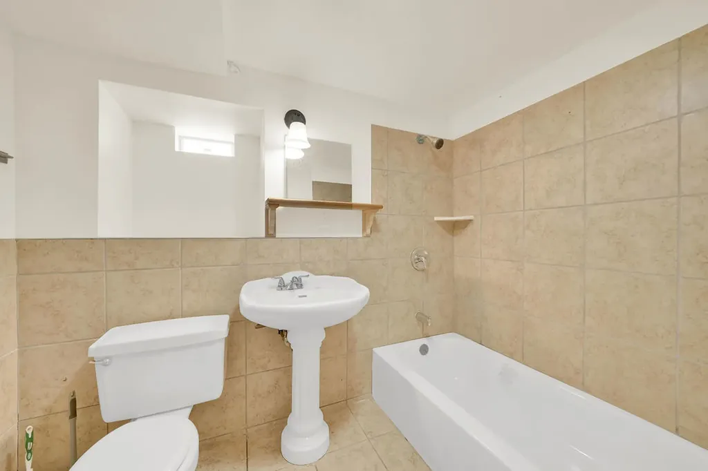 2139 South Homan Avenue Chicago IL 60623