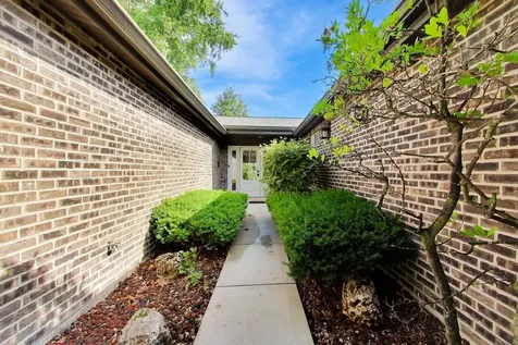 4044 Chester Drive Glenview IL 60026