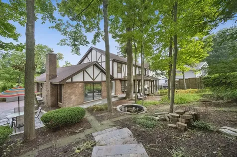 1330 Maple Avenue Downers Grove IL 60515