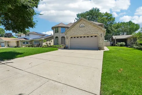 9237 Kedvale Avenue Oak Lawn IL 60453