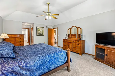 9237 Kedvale Avenue Oak Lawn IL 60453