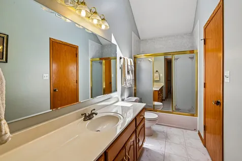 9237 Kedvale Avenue Oak Lawn IL 60453