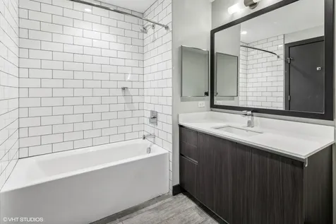 171 North Aberdeen Street Chicago IL 60607