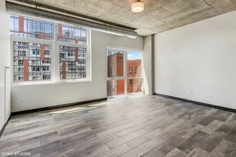 171 North Aberdeen Street Chicago IL 60607