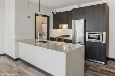 171 North Aberdeen Street Chicago IL 60607